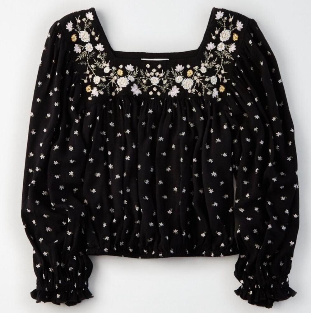 American Eagle Black Floral Embroidered Square Neck Blouse Top Women's size XS